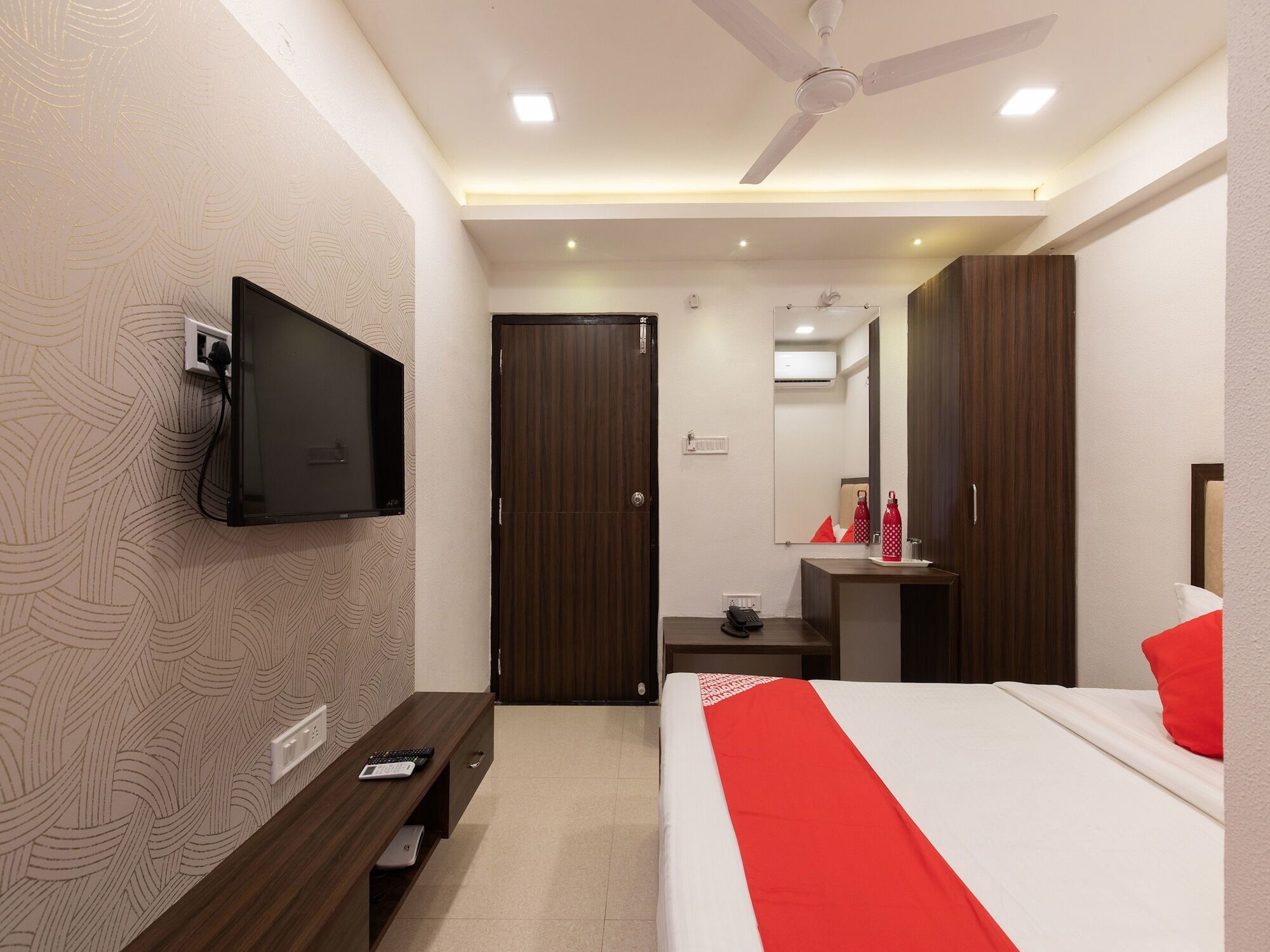 Treebo Trend Royal Galaxy Park Hotel Indore Ngoại thất bức ảnh